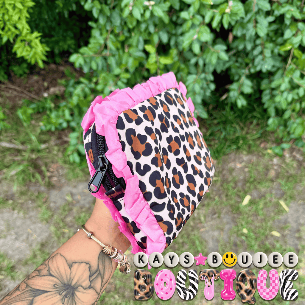 Medium Pouch