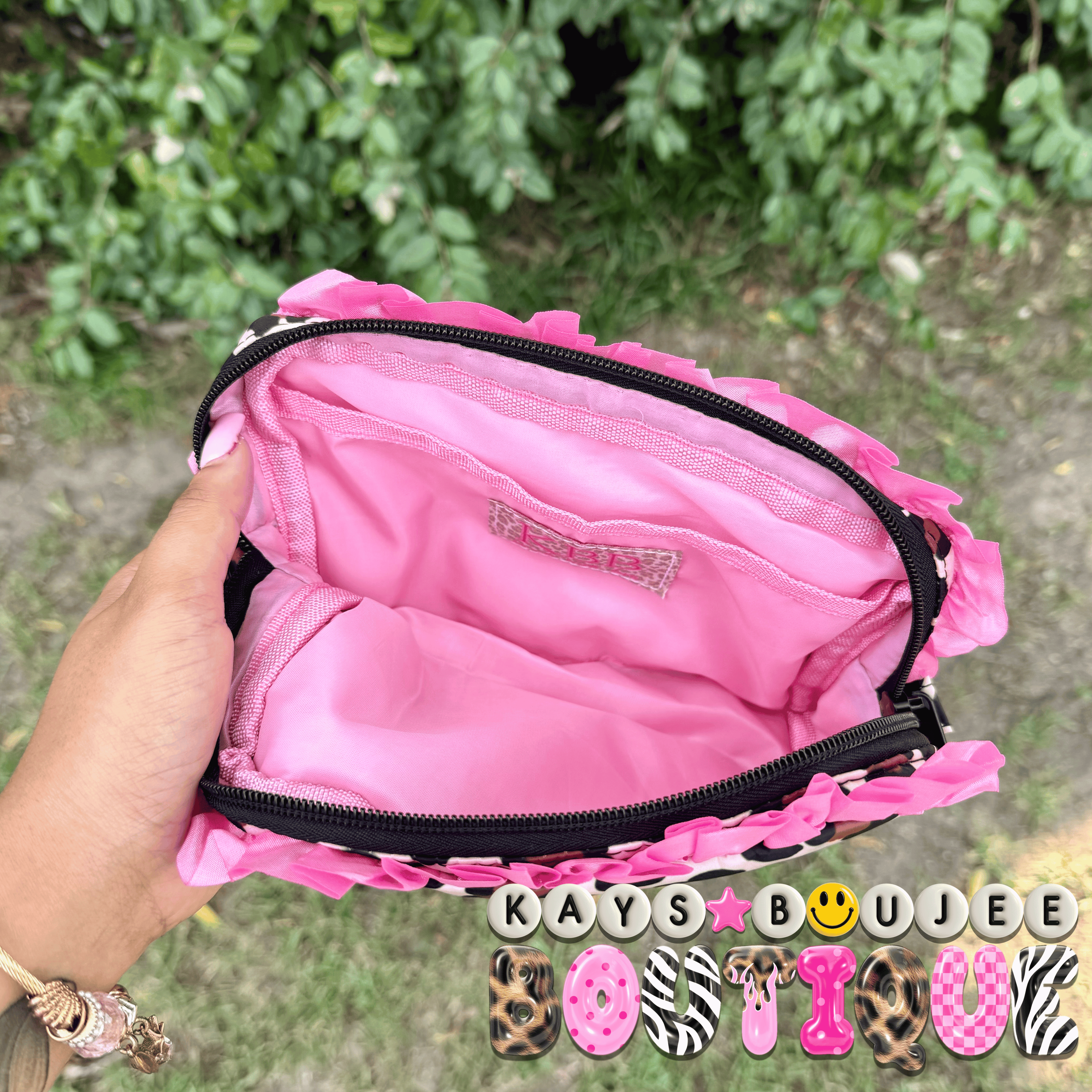 Medium Pouch